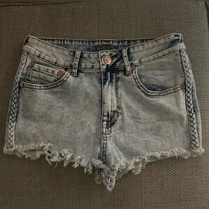 Size 5 high rise denim shorts